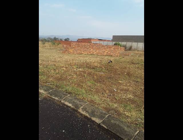 673M² VACANT LAND FOR SALE IN LENNOXTON